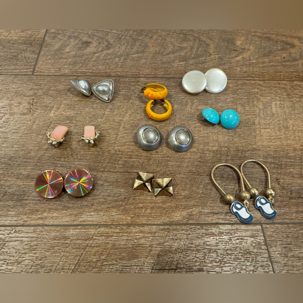 Bundle of Vintage Clip On Earrings Set of 9